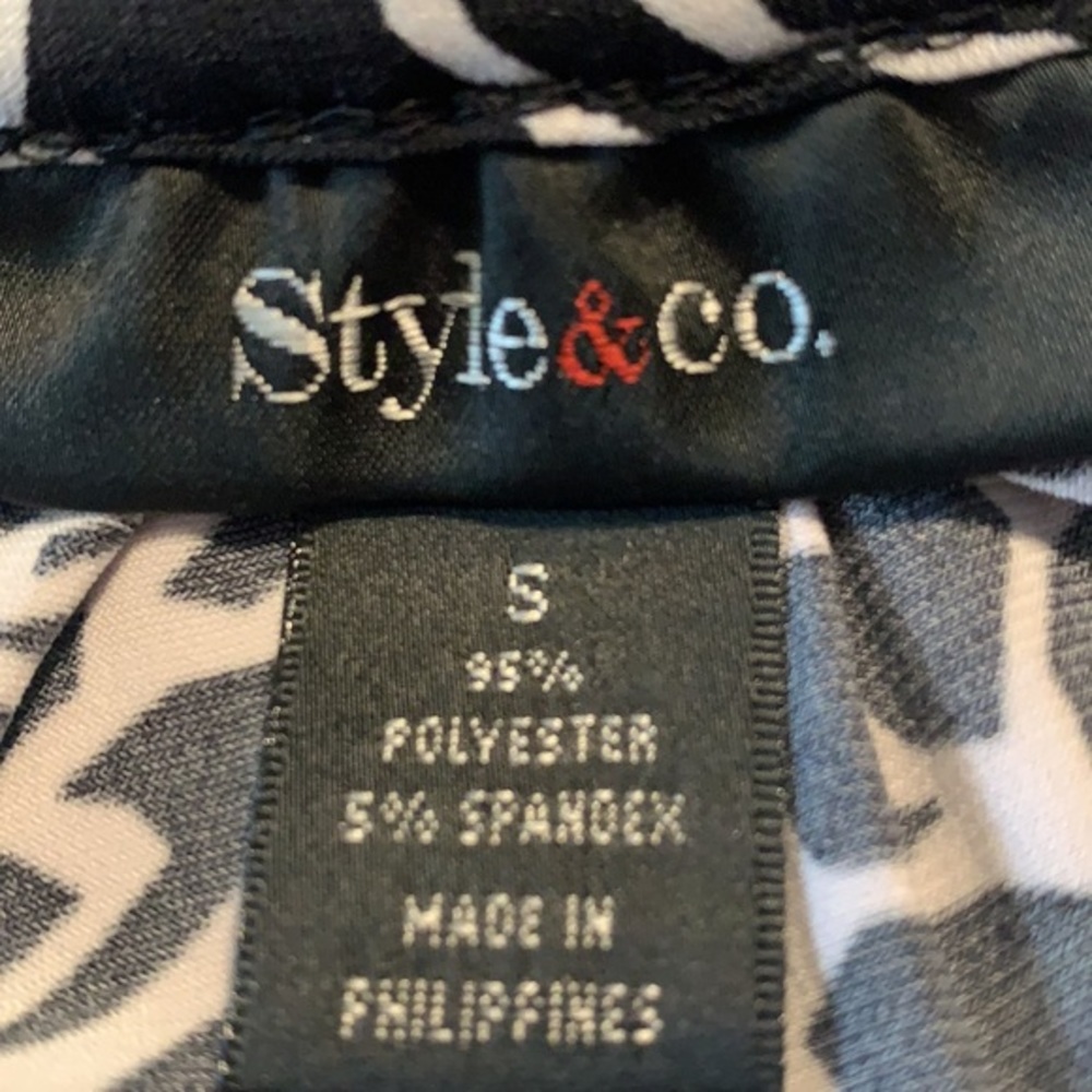 Style & Co. - Picture 4 of 5